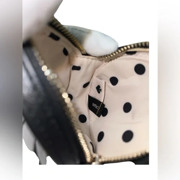 SOLD! KATE SPADE 3D DAISY COIN PURSE - Picture 10 of 10